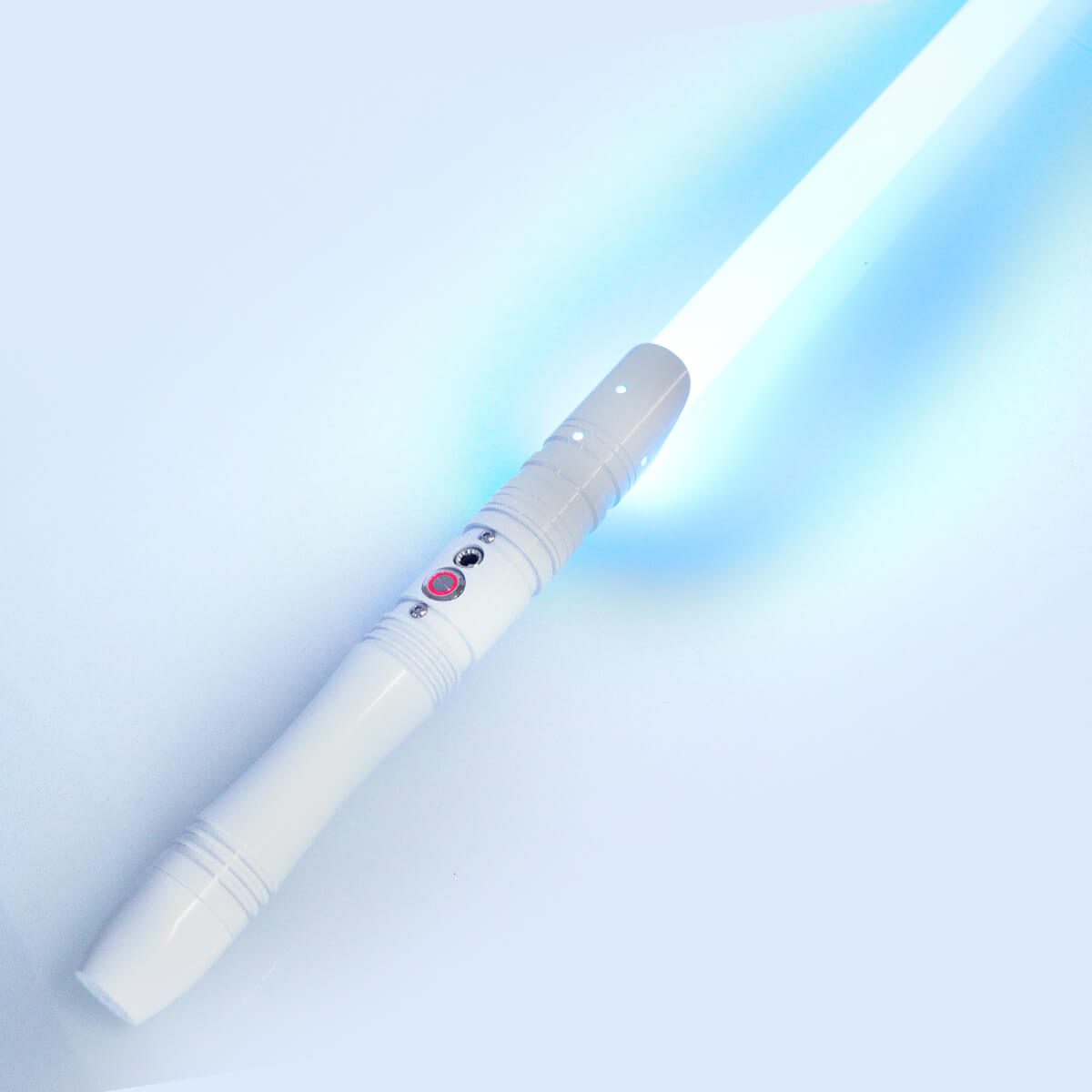 Stauriko Lightsaber isabers