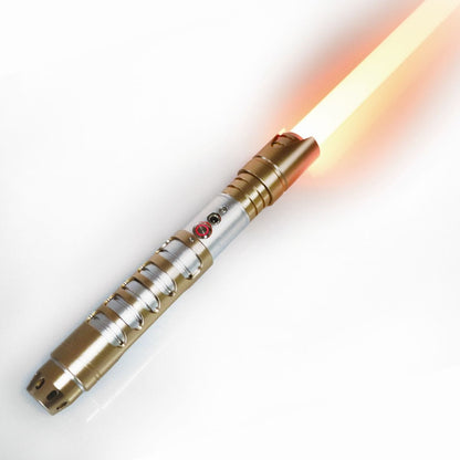 Cedar Lightsaber isabers